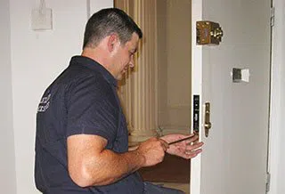 Safe Key Locksmith Service Collingswood, NJ 856-532-0051 - locksmith-6